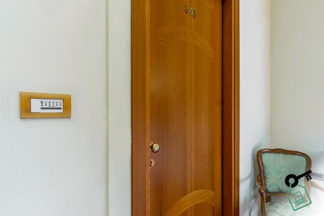 Hotel Rooms Lago Maggiore Verbania Extérieur photo